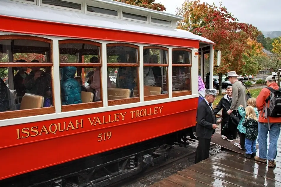 Issaquah History Museums - Trolley Volunteer Open House