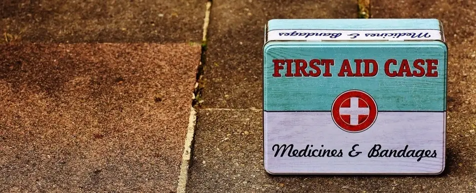 A first aid case.