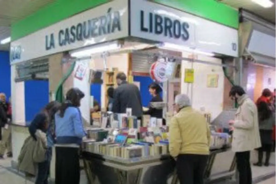 Una esquina en la que se venden libros