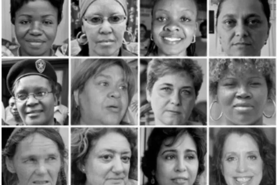 Varias fotos en blanco y negro de varias mujeres