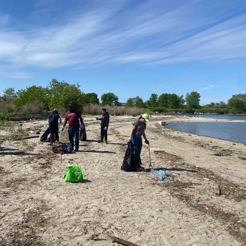 09/19 International Coastal Cleanup Day at Bush Terminal Park