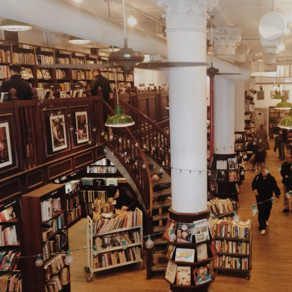 Volunteer at Housing Works, Bookstore & Cafe