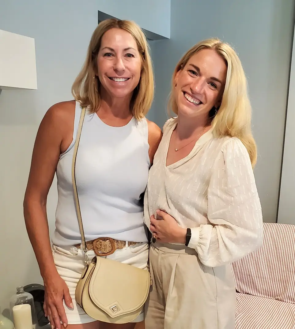 ✨ Be the Cheerleader Every Single Mom Deserves!