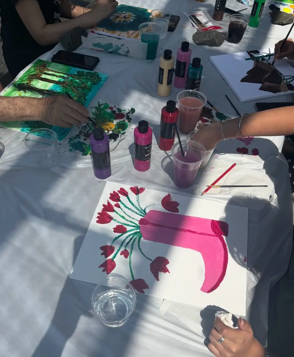 Volunteer Painting in Riverside Park