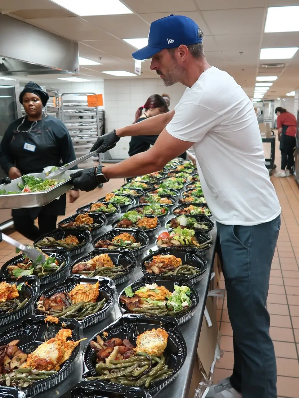 Fight2Feed is Seeking Wednesday Volunteers!