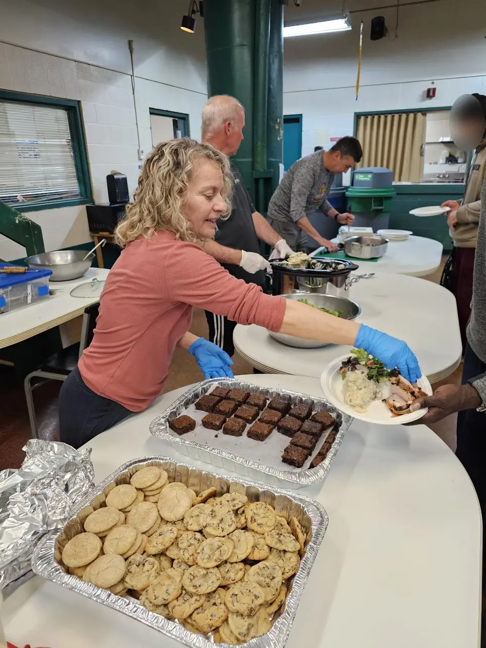 Serve a Christmastime meal at St. Martin de Porres Shelter!