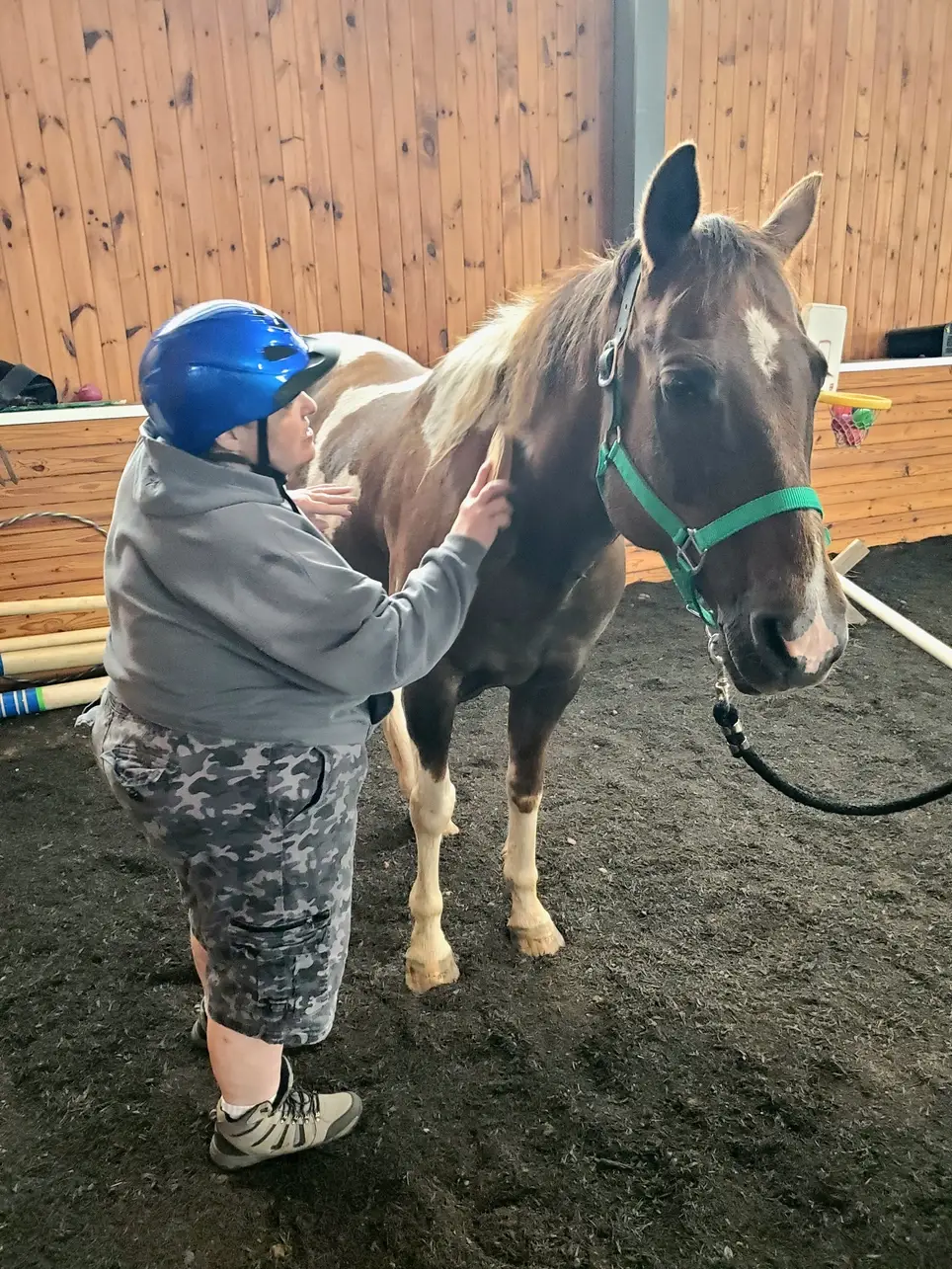 Manes and Motions Therapeutic Riding Center Volunteer Sidewalker
