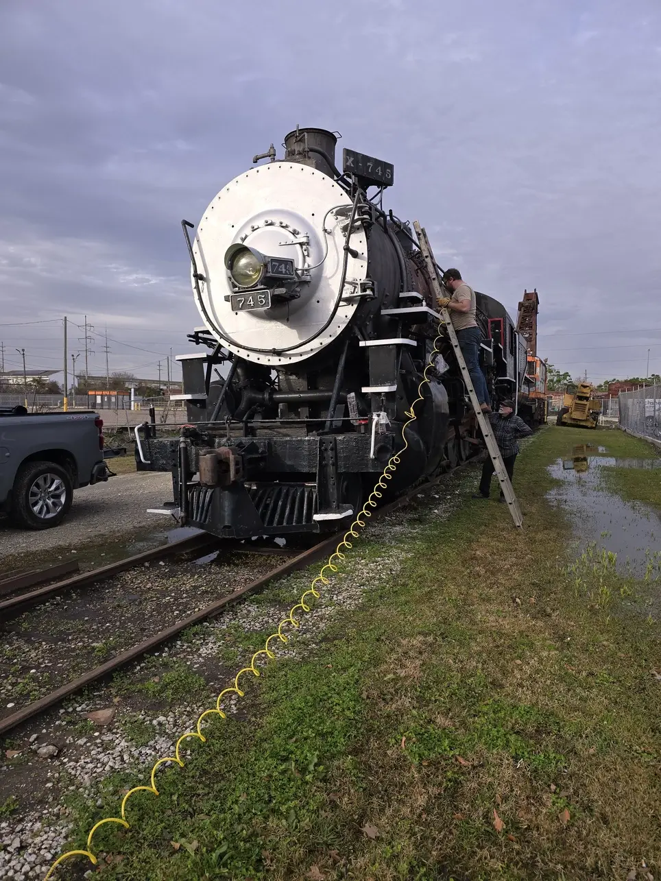 Railroad Museum Volunteer Historic Preservation & Mechanical Crew Members