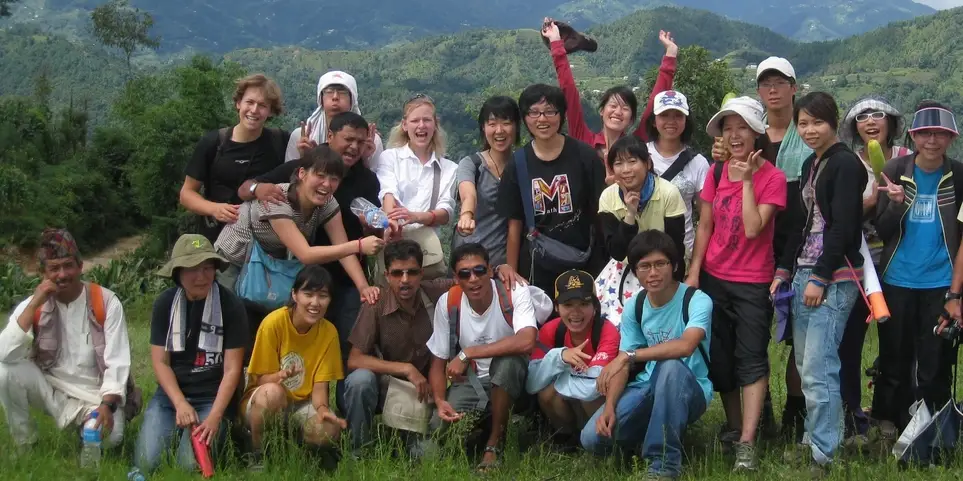 Arts and crafts education for children in Nepal