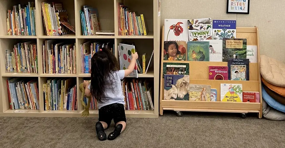 Children's Library Assistant