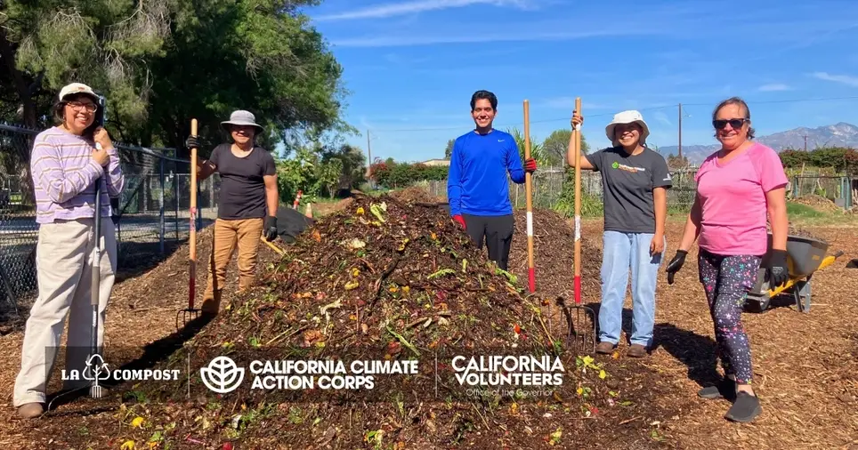Compost Hub Support: CultivaLA Farm