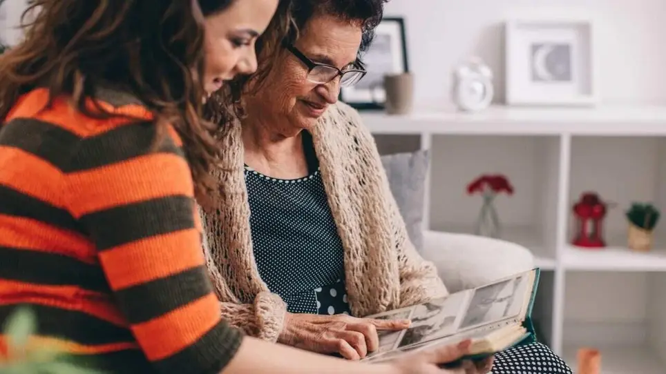 Your Time Can Make Someone’s Day — Become a Hospice Volunteer