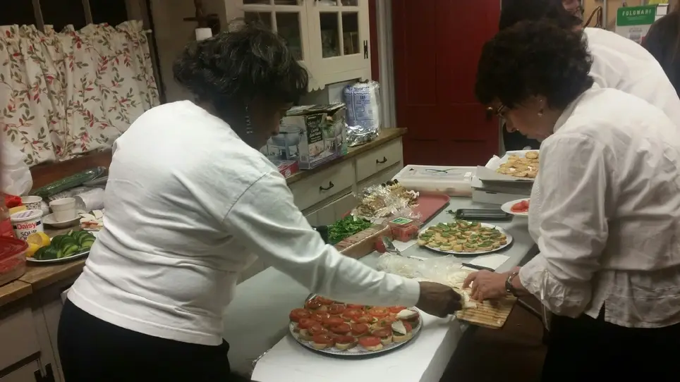 Provide kitchen support at center