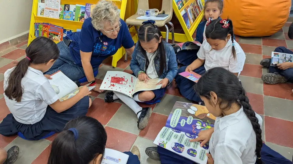 Copan Mayan Heritage Trip - create a library and explore Honduran culture!