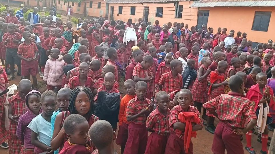 INTERNATIONAL VOLUNTEERS PROGRAM AT BUWENGE SHARED HOPE MINISTRY UGANDA, we welcome volunteers from Asia, North America, South America, Europe and Australia