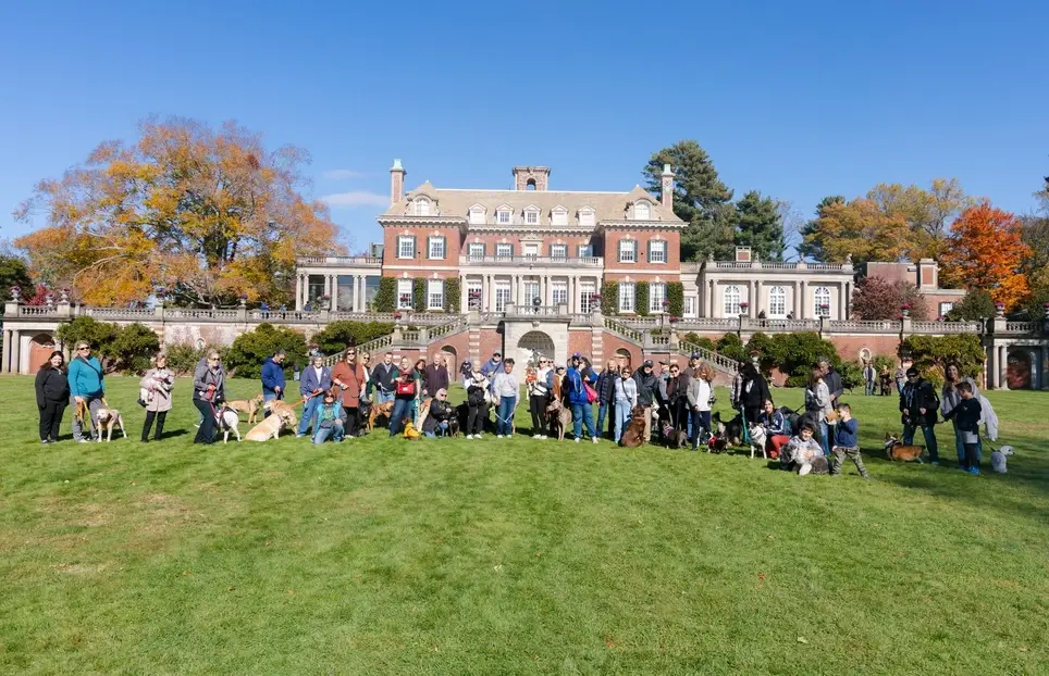 Volunteer for LI-DOG at Old Westbury Gardens Fall Dog Festival