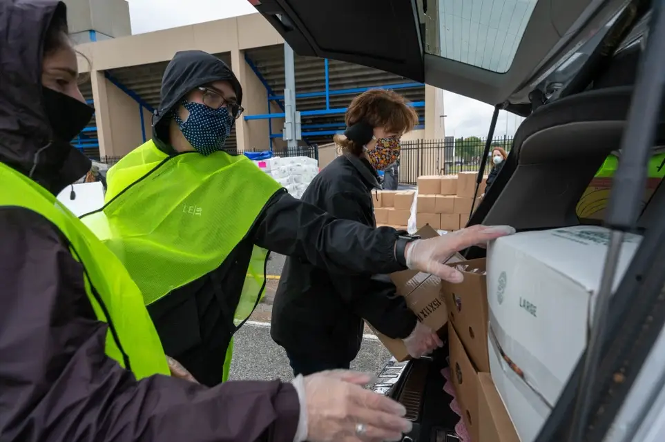 Mobile Food Pantry Distributions Volunteers Needed