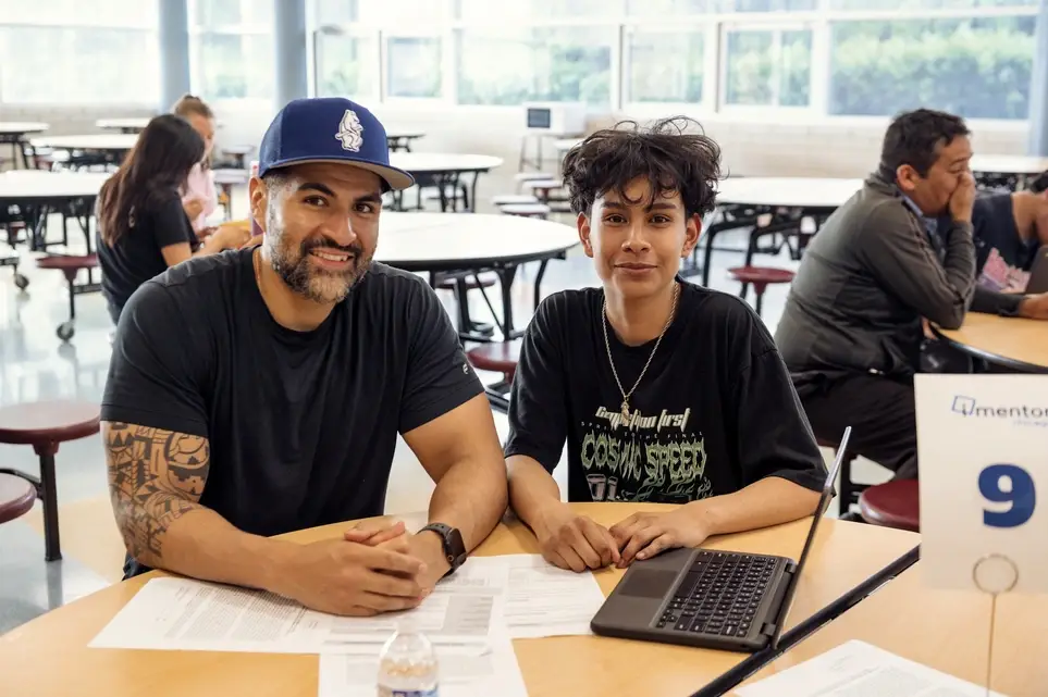 Latino Mentors Needed! - Mentor a High School Student
