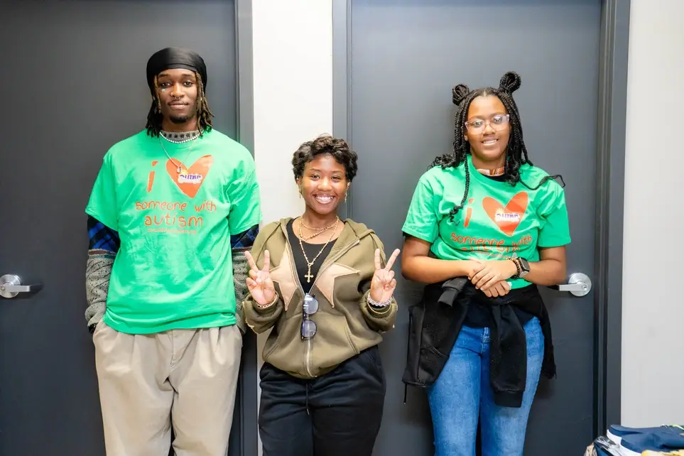 SHINE's Holiday Fundraising Crew