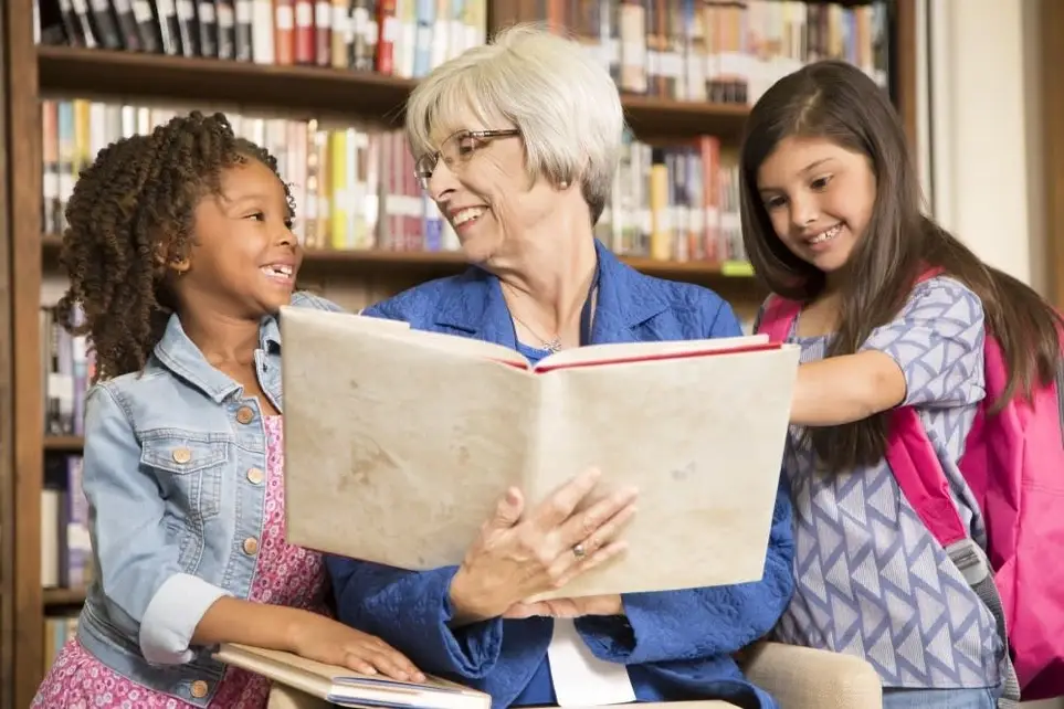 Do you love children?  Would you like to serve mothers in the community?