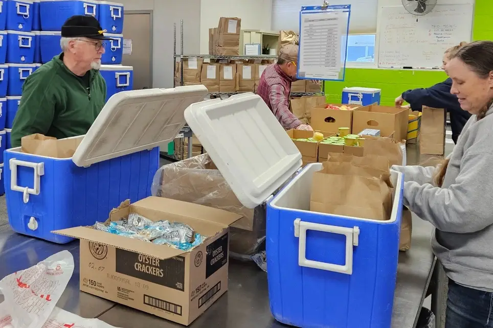 Meals on Wheels Pack Table