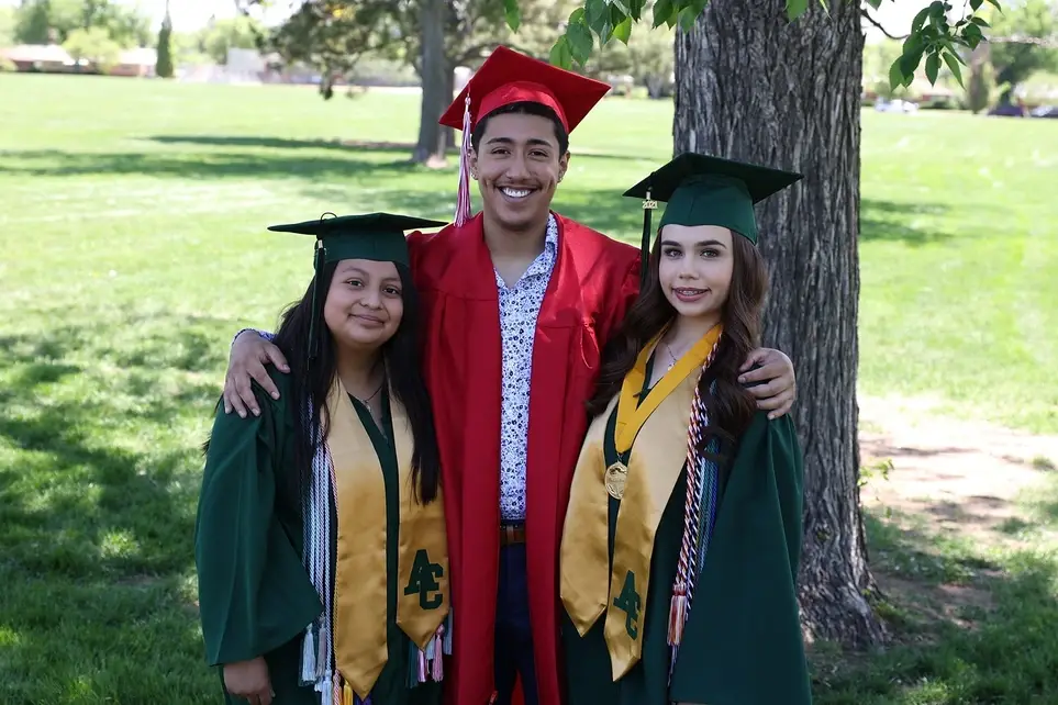 Volunteer Tutors for the 2025/2026 Academic Year!