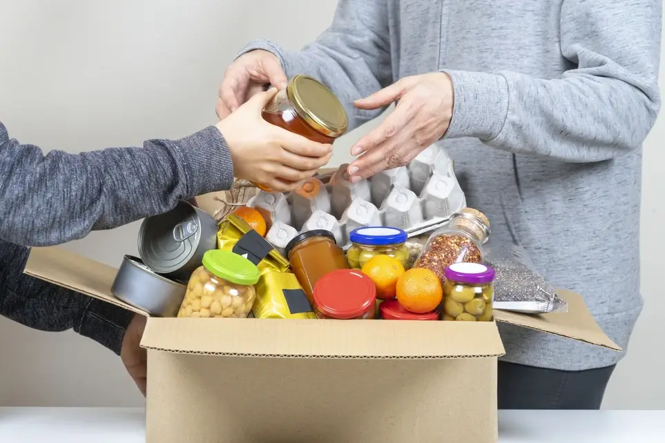 Ensure older adults receive needed food (Bedford)