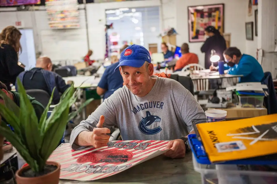 Support Professional Artists with Disabilities in Glenview