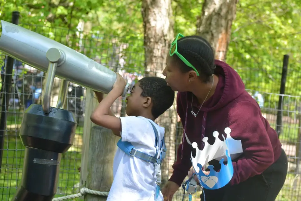 A Kid Again: Volunteer Photographers