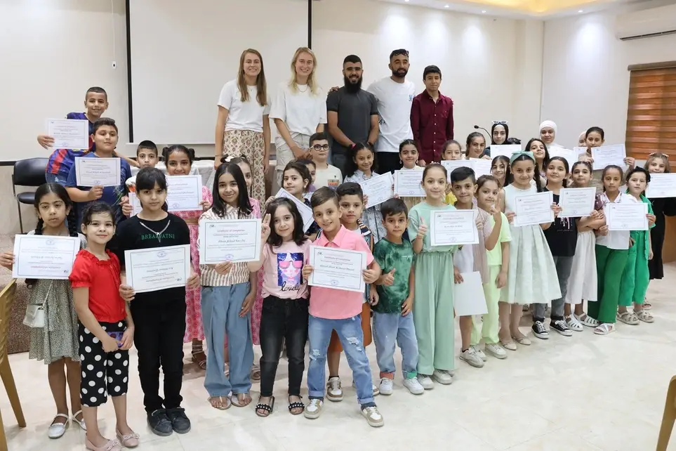 Volunteer With Jordanian Children