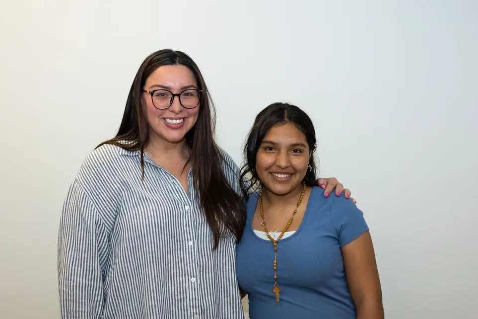 Bilingual Mentors Needed