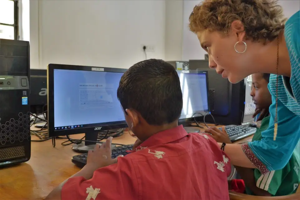 Volunteer IT Teacher