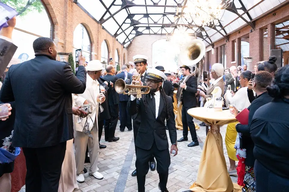 Lumiere Gala - Set-up & Event Volunteers