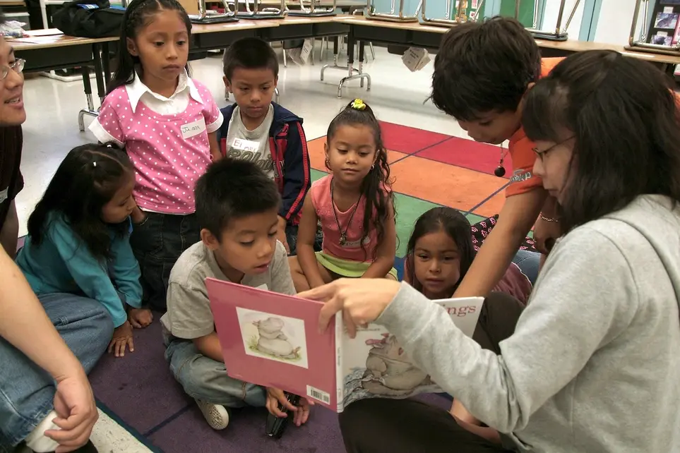 Read Aloud to Kids! Elementary School Reading Clubs (Los Angeles)