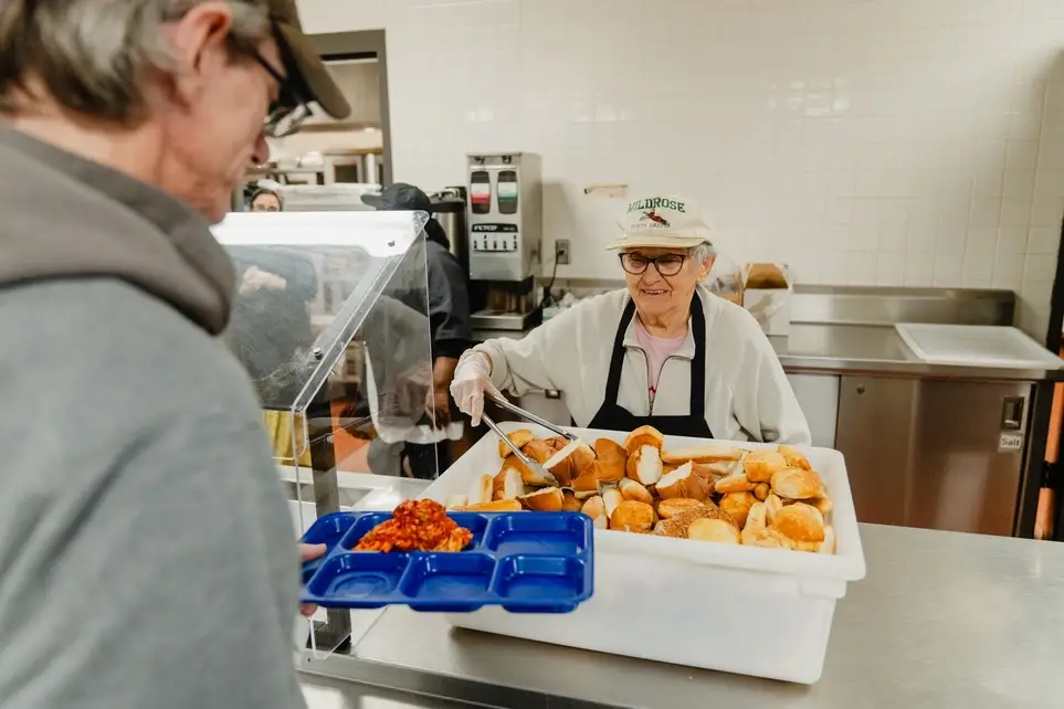 Lunch Service Volunteer | Serve Meals and Share Kindness