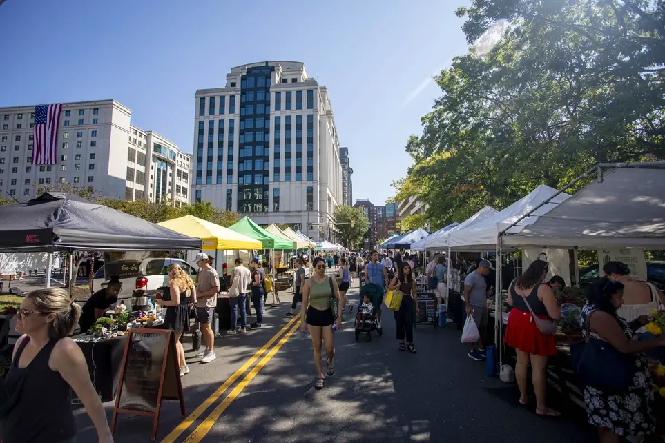 FRESHFARM Farmers Market Volunteer - Arlington & Fairfax