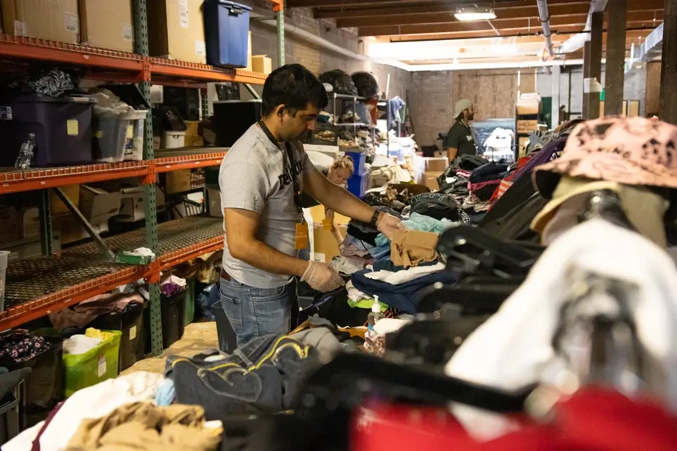 Clothing Closet Organizing