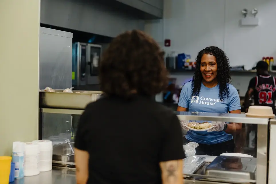 Front Desk/Kitchen Volunteer