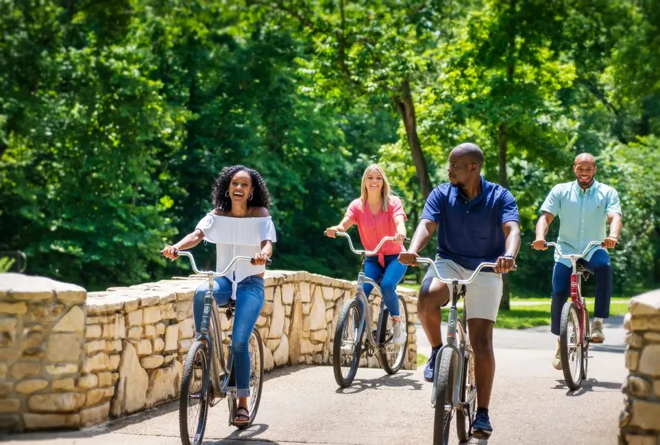 Dogwood Canyon Nature Park - Bicycle Attendant