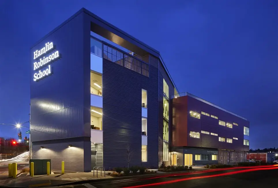 Love Working with Kids? Become a Volunteer Program Aide!