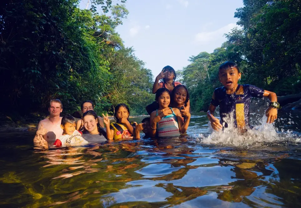 Volunteer in Public Health in the Amazon