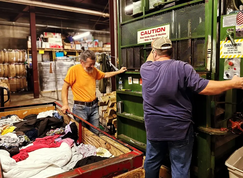 Warehouse and Electronics Volunteers Needed