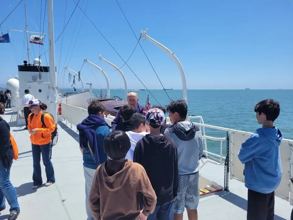 Tour Guide (Docent)