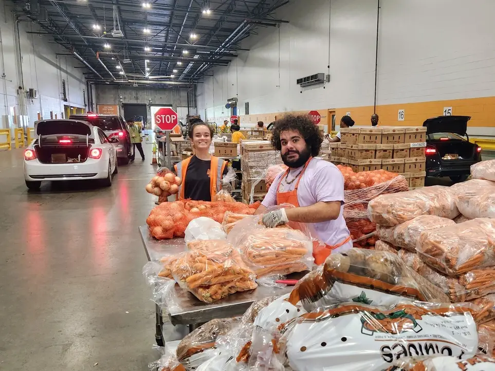 Help feed our food insecure neighbors in Gleaners' Drive-Thru Food Pantry