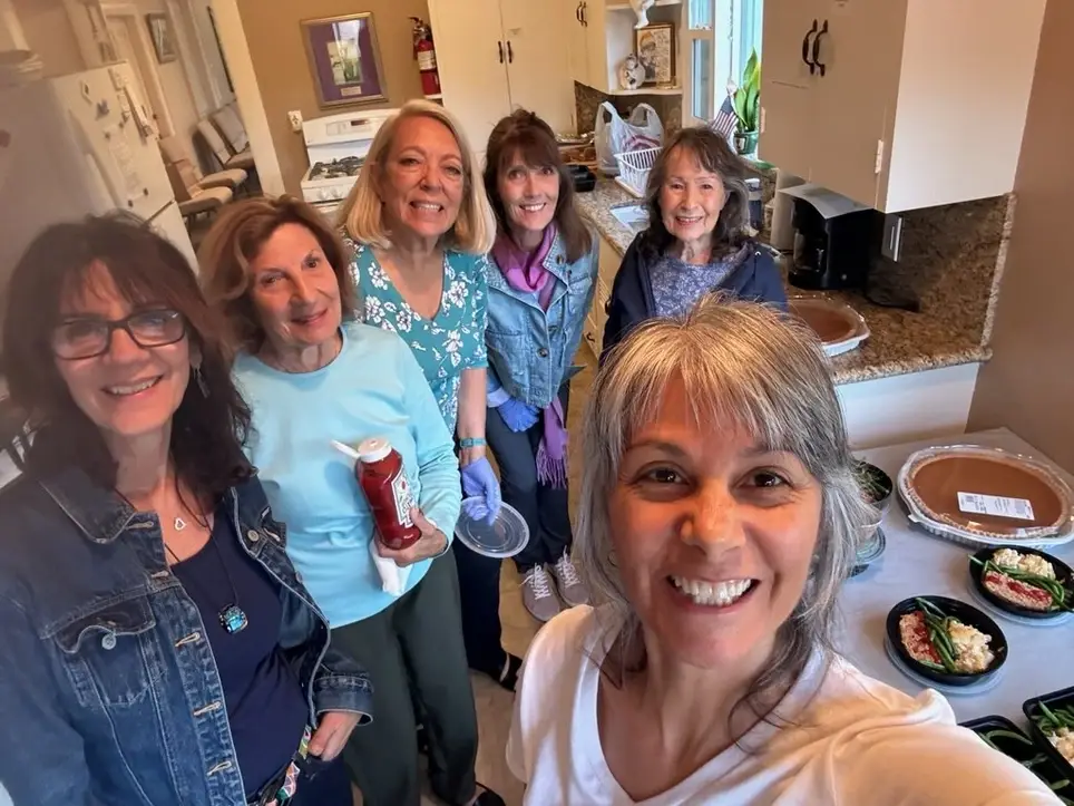 Help Provide a DINNER on Thursdays!!!