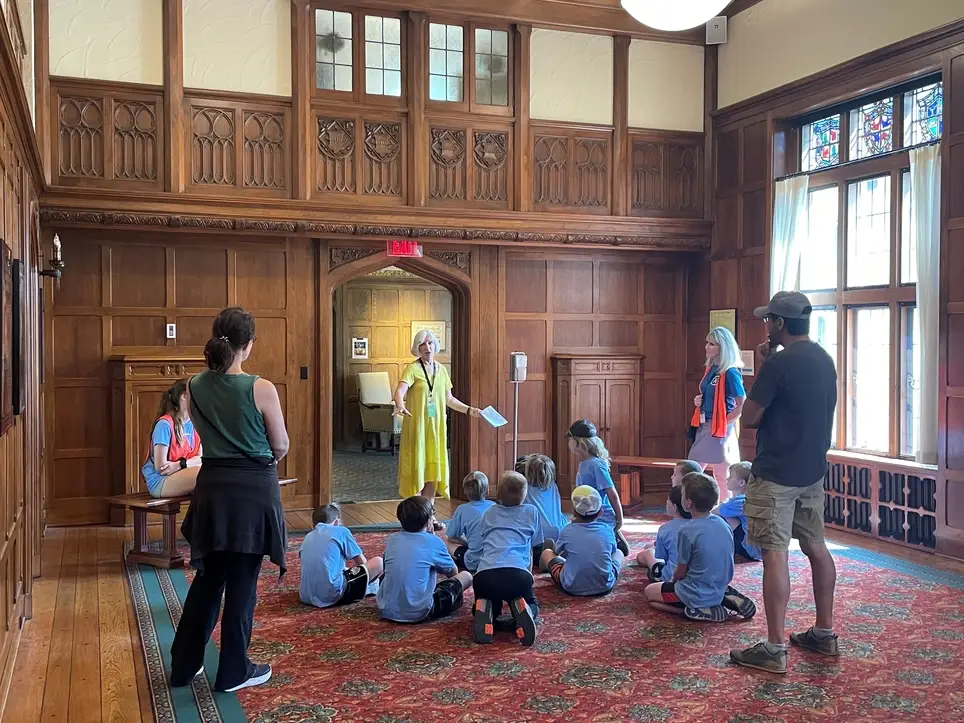 Museum Tour Guide!