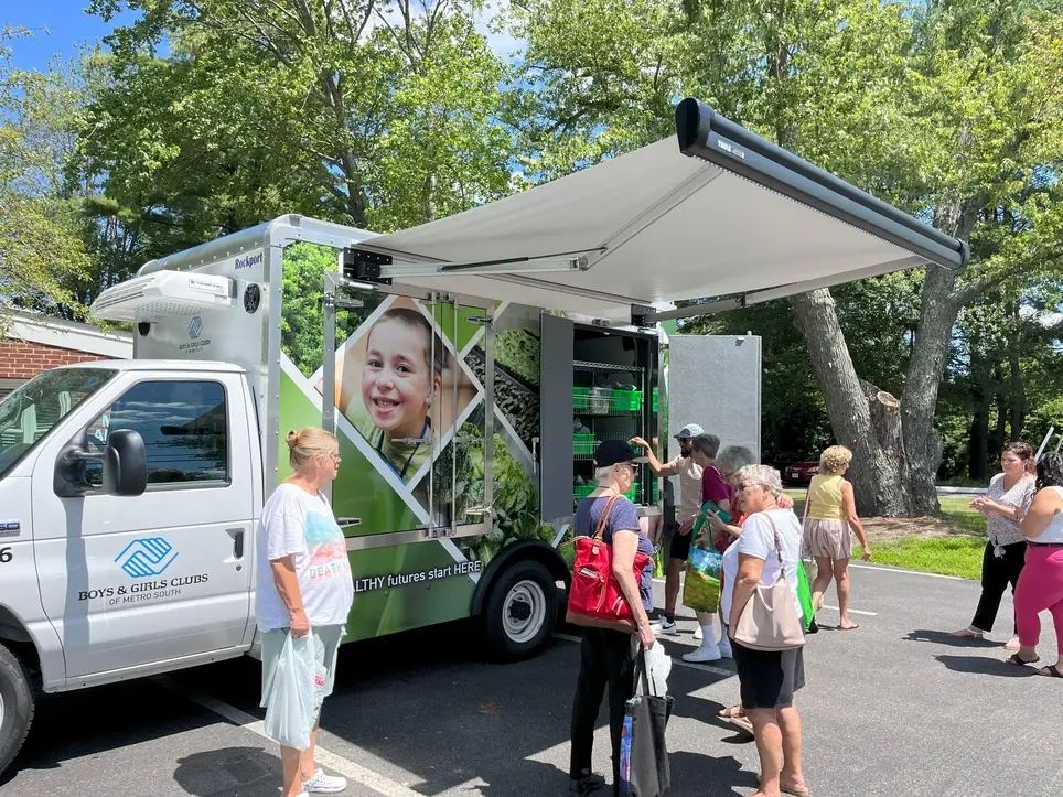 Mobile Market Volunteer