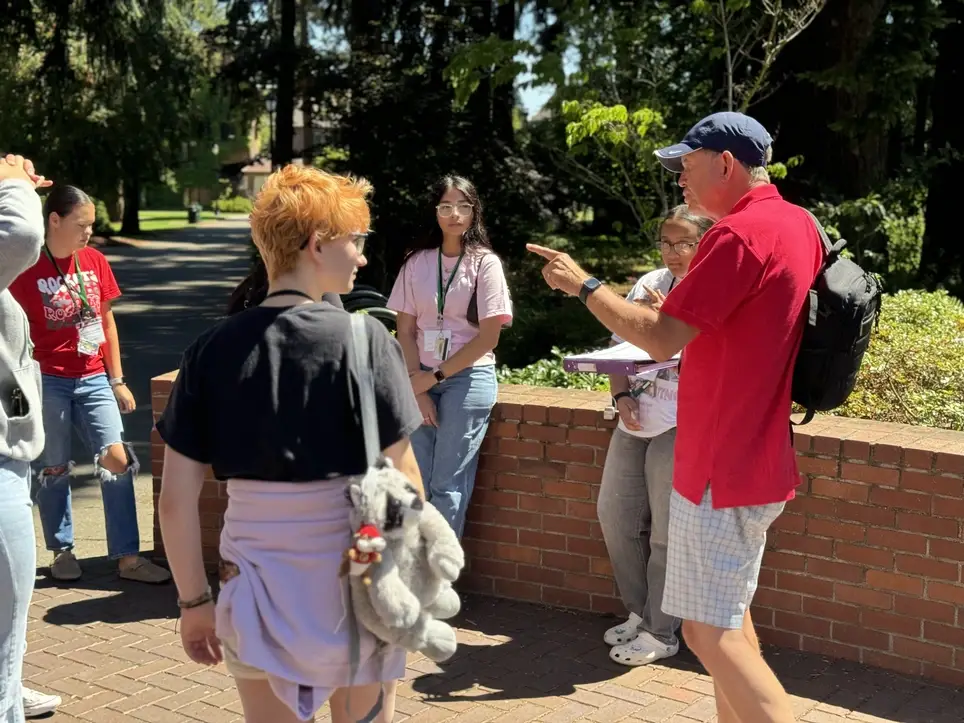 Spend a week mentoring high school students in Renton