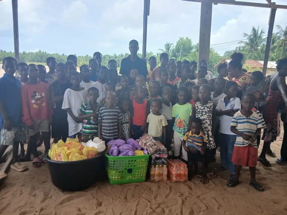 Volunteer  opportunities  at  The tears of young orphans shall stop international