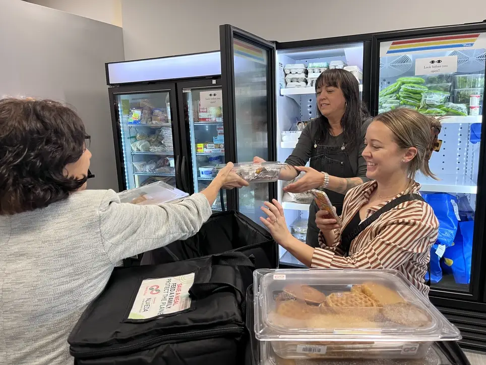 From Kitchen to Community: Volunteer to Deliver Meals (Roseland)